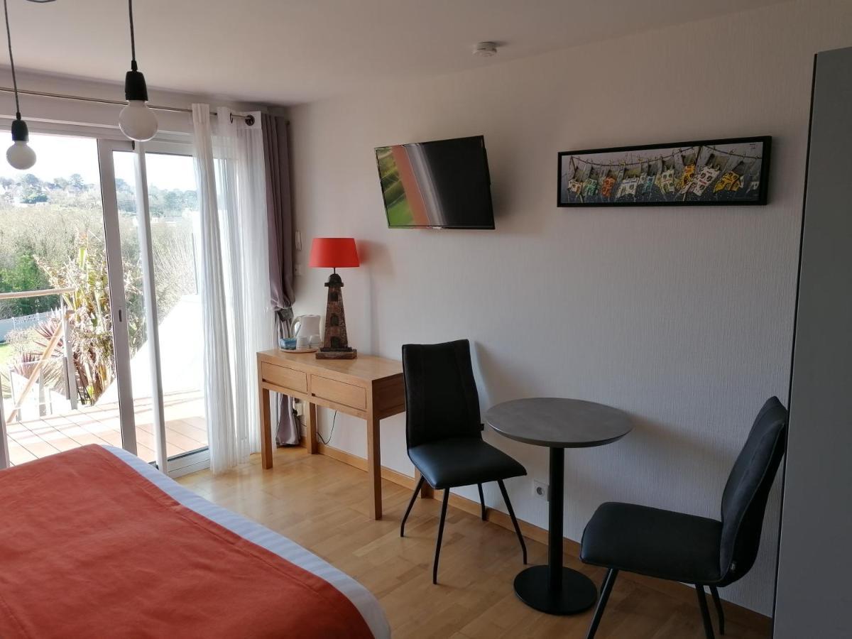 Les Terrasses Du Ris Bed & Breakfast Douarnenez Bagian luar foto
