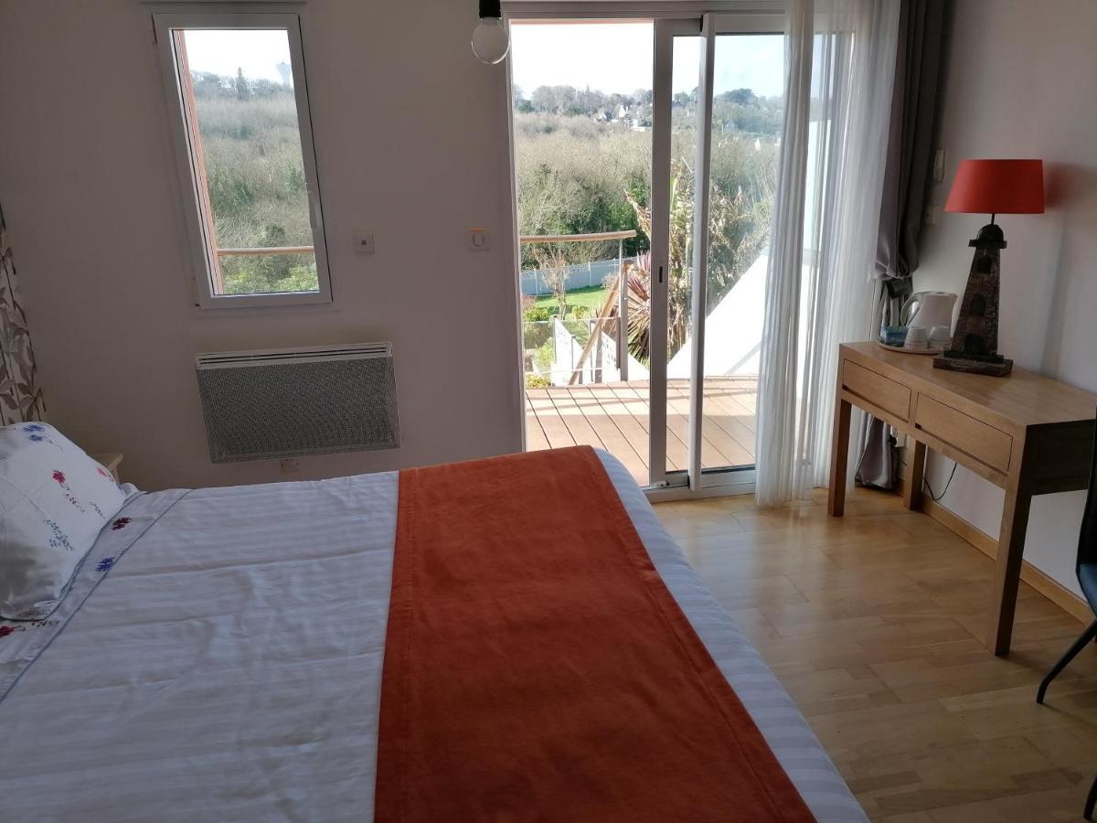 Les Terrasses Du Ris Bed & Breakfast Douarnenez Bagian luar foto