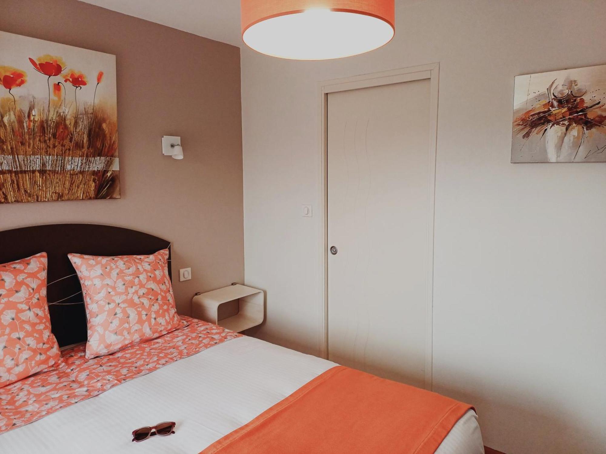 Les Terrasses Du Ris Bed & Breakfast Douarnenez Bagian luar foto